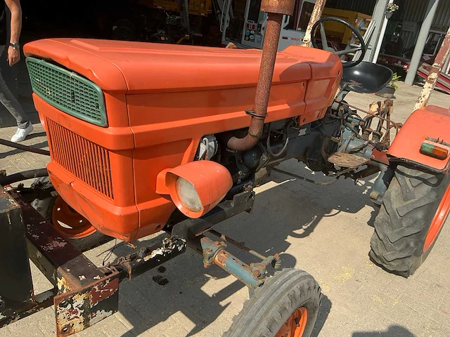 1975 fiat 300 oldtimer tractor - afbeelding 2 van  29