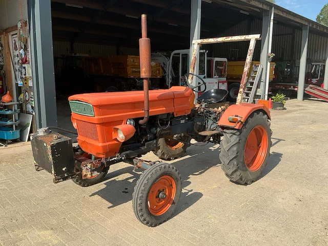 1975 fiat 300 oldtimer tractor - afbeelding 1 van  29