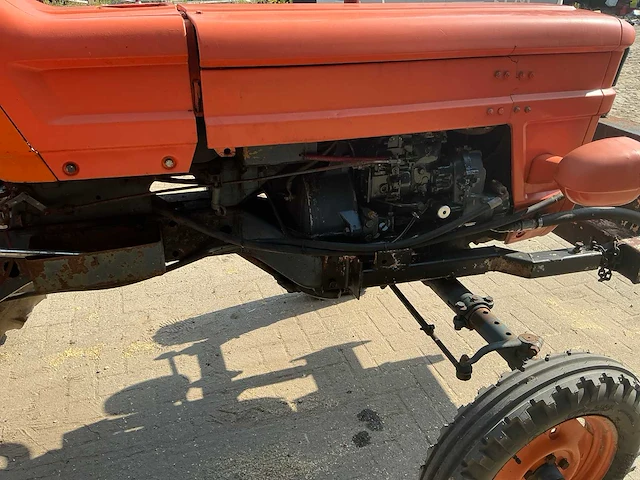 1975 fiat 300 oldtimer tractor - afbeelding 17 van  29