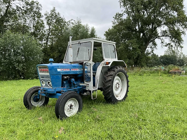 1975 ford 4000 oldtimer tractor - afbeelding 1 van  30