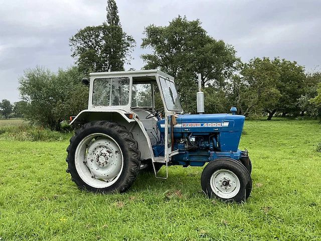 1975 ford 4000 oldtimer tractor - afbeelding 27 van  30