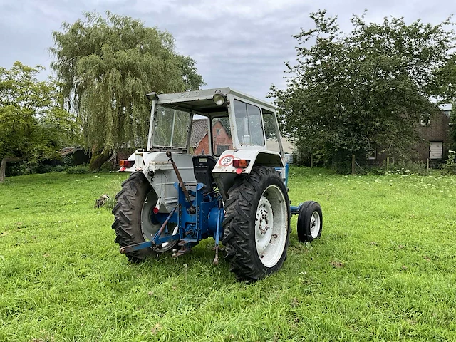 1975 ford 4000 oldtimer tractor - afbeelding 30 van  30