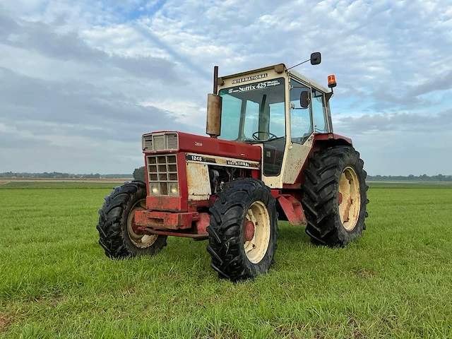 1975 international 1246 4wd - afbeelding 1 van  37