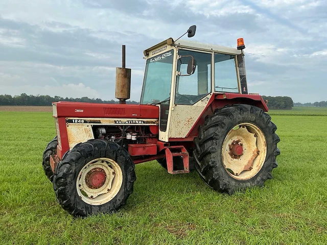 1975 international 1246 4wd - afbeelding 2 van  37