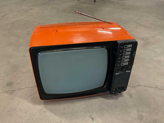 1975 teleton t31 vintage draagbare televisie - afbeelding 1 van  6