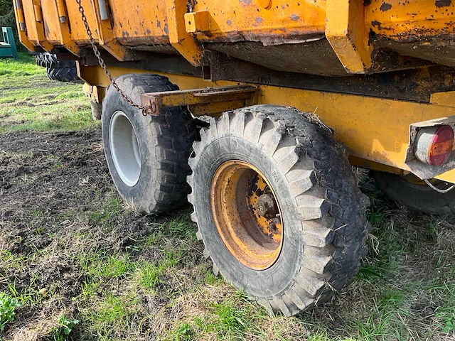 1975 veenhuis 12000 silagekipwagen - afbeelding 17 van  18