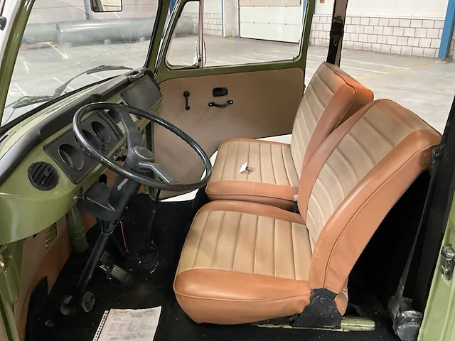 1975 volkswagen t2 personenbus - afbeelding 4 van  25