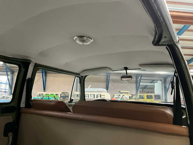 1975 volkswagen t2 personenbus - afbeelding 8 van  25