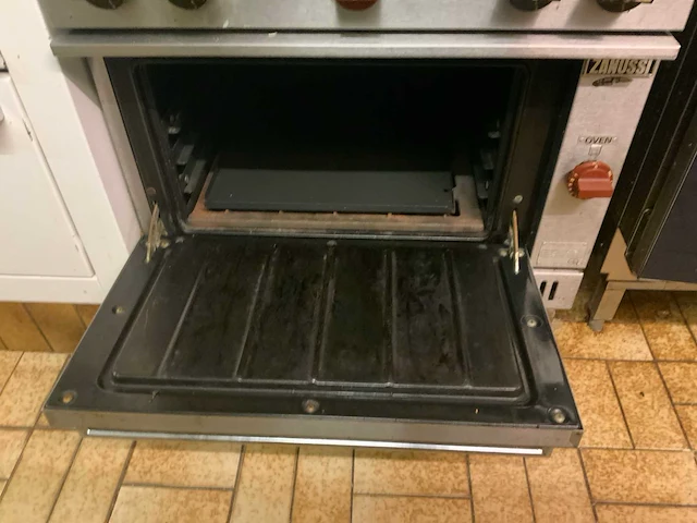 1975 zanussi gasfornuis - afbeelding 4 van  6