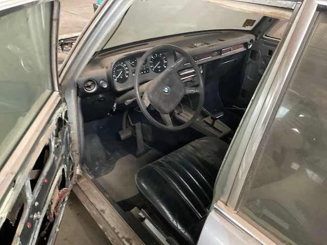1976 bmw e3 3.3 li oldtimer - afbeelding 19 van  35