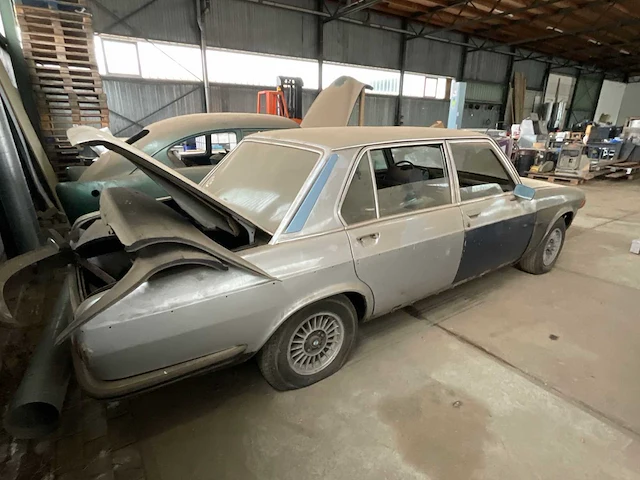 1976 bmw e3 3.3 li oldtimer - afbeelding 23 van  35