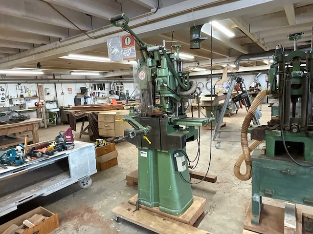 1976 d harbs uks-65-h kettingfreesmachine - afbeelding 1 van  12