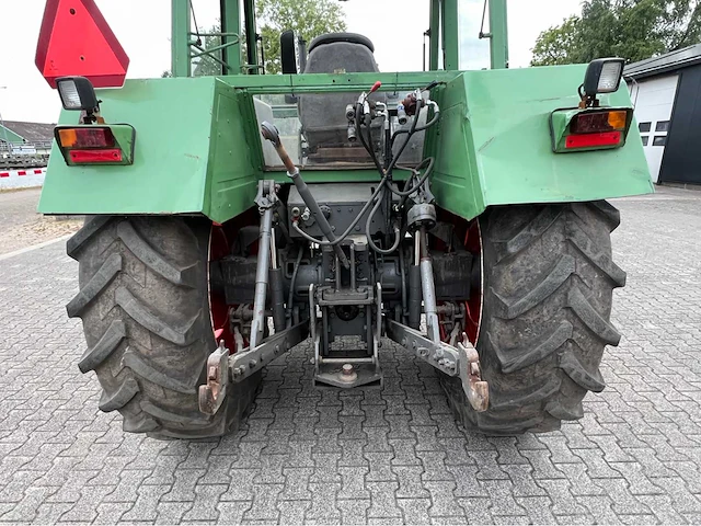 1976 fendt favorit 610 ls tweewielaangedreven landbouwtractor - afbeelding 7 van  18