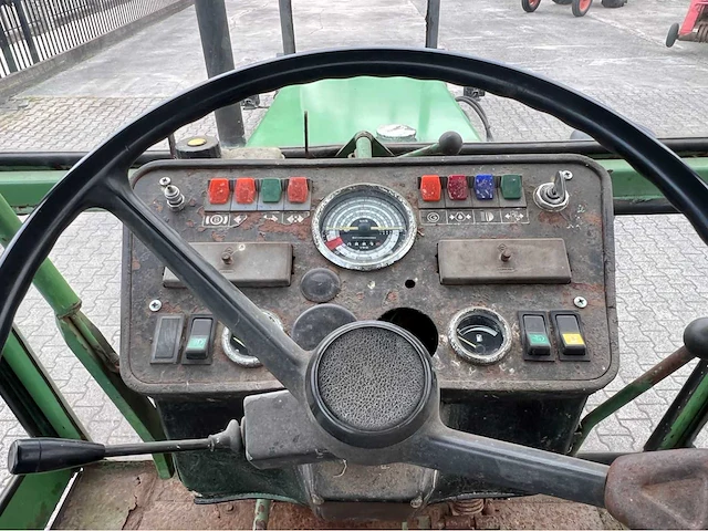 1976 fendt favorit 610 ls tweewielaangedreven landbouwtractor - afbeelding 8 van  18
