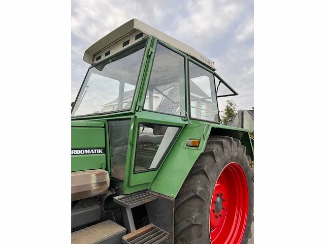 1976 fendt favorit 610 ls tweewielaangedreven landbouwtractor - afbeelding 18 van  18