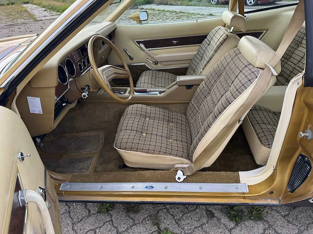 1976 ford mustang ii v8 - afbeelding 9 van  27