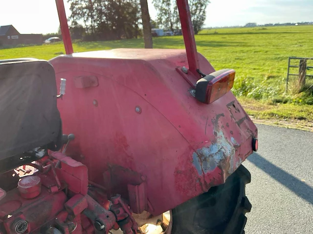 1976 international 744-s tweewielaangedreven landbouwtractor - afbeelding 9 van  28