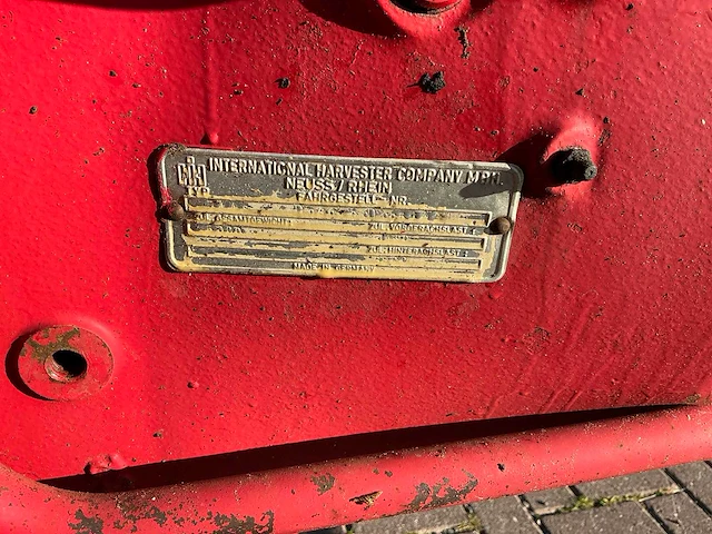 1976 international 744-s tweewielaangedreven landbouwtractor - afbeelding 14 van  28