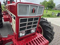 1976 international 844-s vierwielaangedreven landbouwtractor - afbeelding 4 van  45