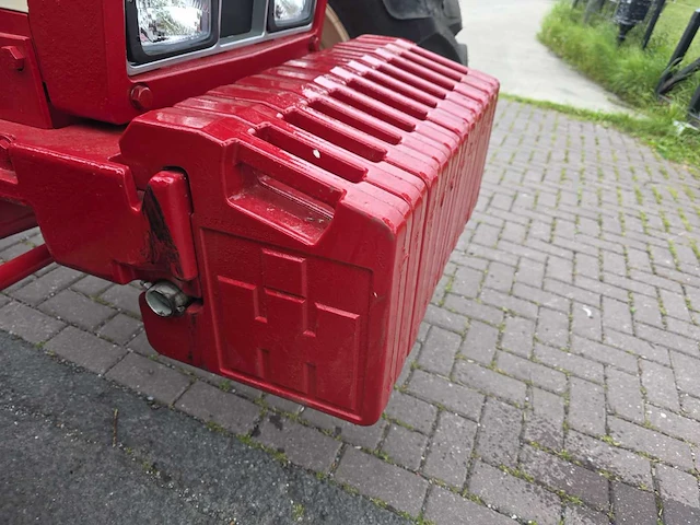 1976 international 844-s vierwielaangedreven landbouwtractor - afbeelding 10 van  45