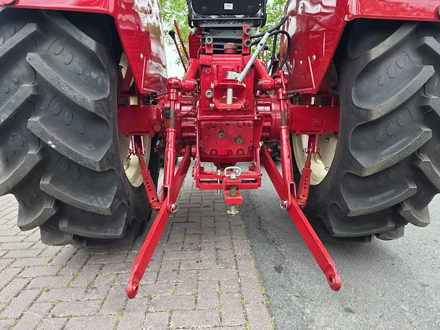 1976 international 844-s vierwielaangedreven landbouwtractor - afbeelding 21 van  45