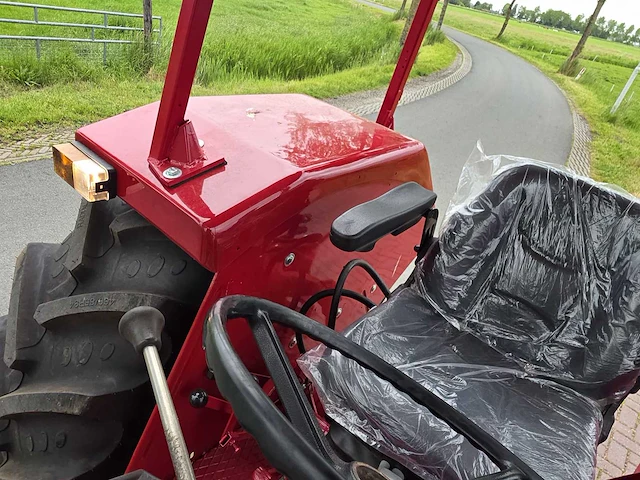 1976 international 844-s vierwielaangedreven landbouwtractor - afbeelding 29 van  45