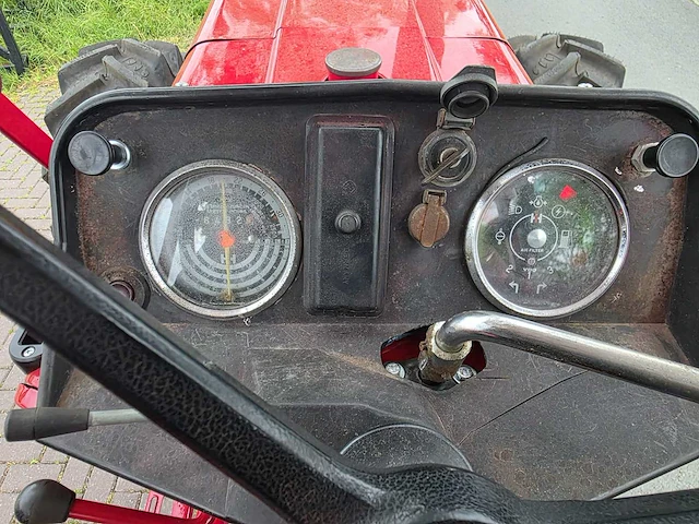 1976 international 844-s vierwielaangedreven landbouwtractor - afbeelding 31 van  45