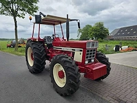 1976 international 844-s vierwielaangedreven landbouwtractor - afbeelding 34 van  45