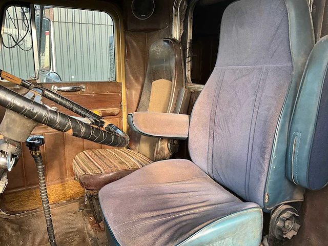 1976 peterbilt 359 - s vrachtwagen - afbeelding 16 van  46