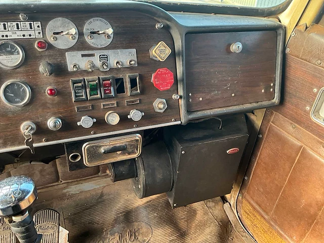 1976 peterbilt 359 - s vrachtwagen - afbeelding 20 van  46