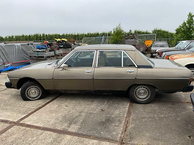 1976 peugeot 604 v6 sl personenauto - afbeelding 9 van  16