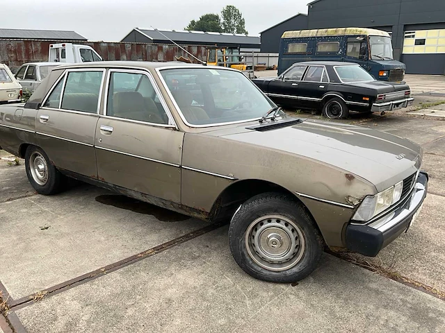 1976 peugeot 604 v6 sl personenauto - afbeelding 14 van  16
