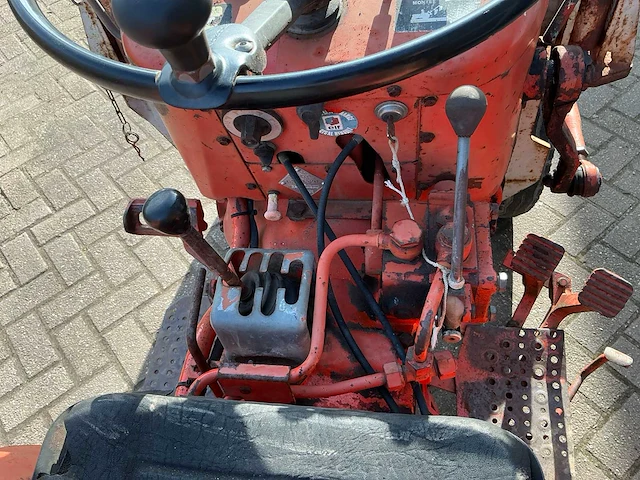 1976 renault 50s smalspoor tractor - afbeelding 6 van  19