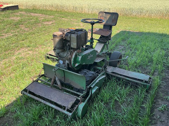 1976 roberine rs 84 grasmaaier - afbeelding 15 van  18