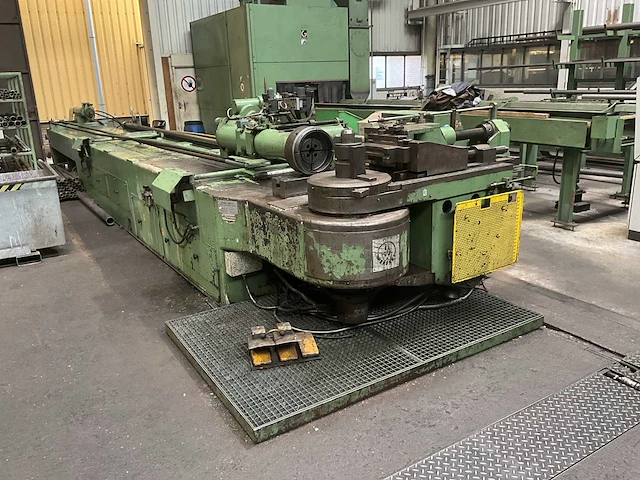 1976 schwarze - wirtz c100 cnc doornbuigmachine - afbeelding 1 van  27