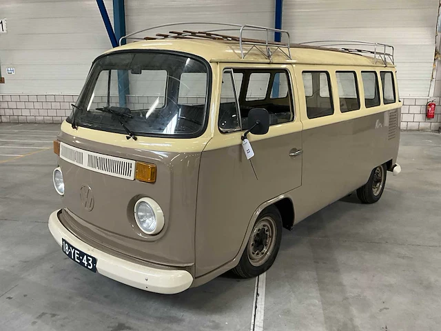 1976 volkswagen t2 personenbus - afbeelding 1 van  30