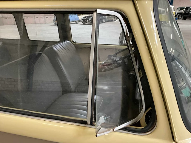 1976 volkswagen t2 personenbus - afbeelding 13 van  30