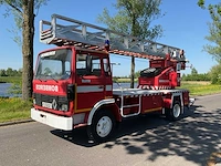 1977 - renault - saviem - brandweerwagen/ladderwagen - afbeelding 1 van  26