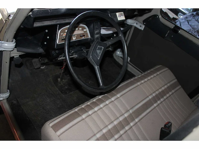 1977 citroën 2cv - oldtimer - afbeelding 15 van  38