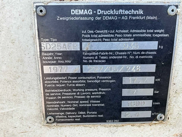 1977 demag compressor aanhangwagen - afbeelding 7 van  15