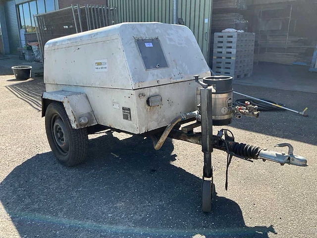 1977 demag compressor aanhangwagen - afbeelding 8 van  15