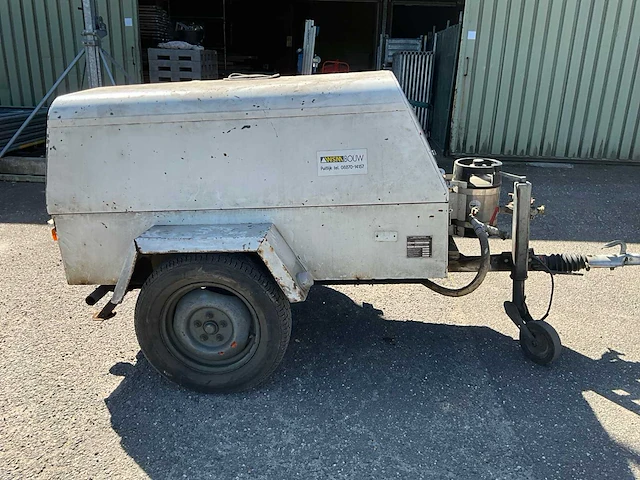 1977 demag compressor aanhangwagen - afbeelding 9 van  15