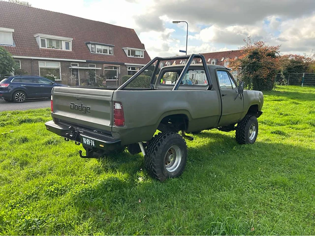 1977 dodge w200. 4x4 oldtimer - afbeelding 21 van  25