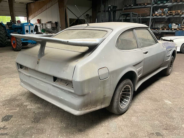 1977 ford capri mk3 2000s oldtimer - afbeelding 18 van  24