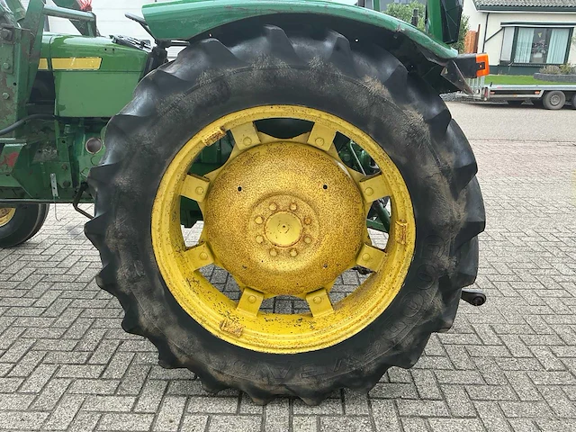 1977 john deere 2030 tweewielaangedreven landbouwtractor - afbeelding 11 van  27