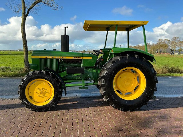1977 john deere 2030s vierwielaangedreven landbouwtractor - afbeelding 10 van  50