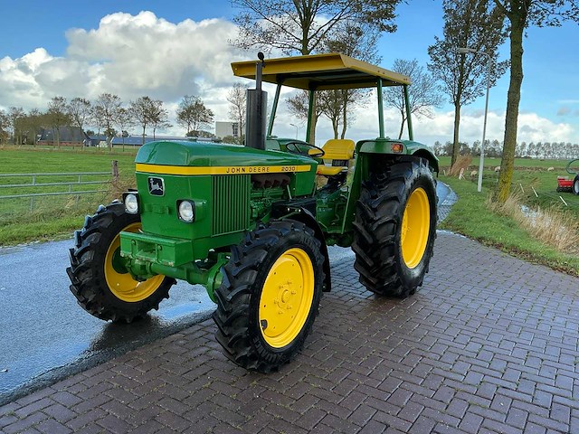 1977 john deere 2030s vierwielaangedreven landbouwtractor - afbeelding 23 van  50