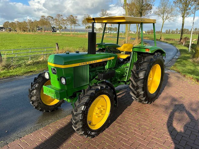 1977 john deere 2030s vierwielaangedreven landbouwtractor - afbeelding 12 van  50