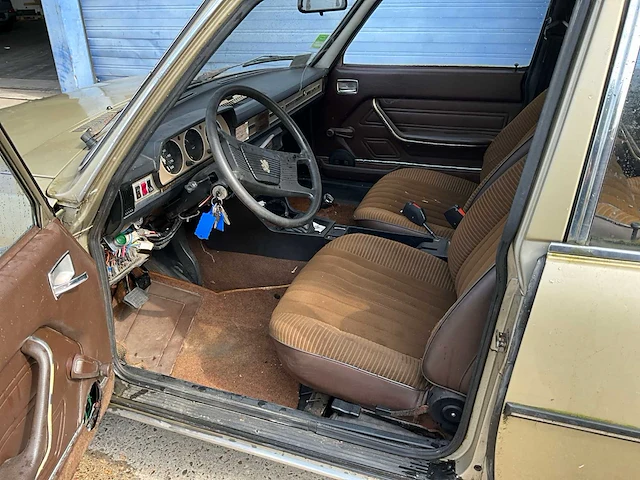 1977 peugeot 504 gld personenauto - afbeelding 19 van  19