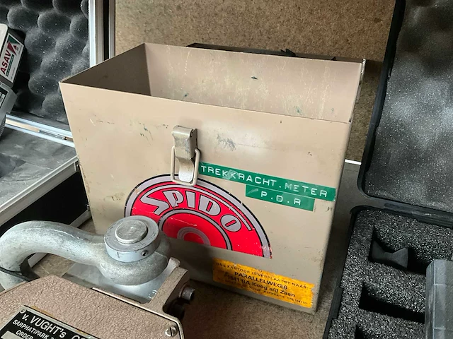 1977 spido 290 trekkrachtmeter 5t - afbeelding 4 van  4